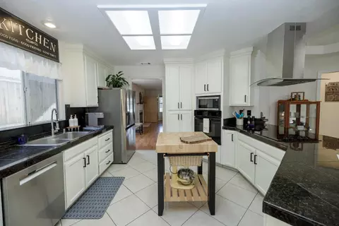 Kitchen - 230 Meyenberg Ave, Ripon, CA 95366 photo 7 of 10