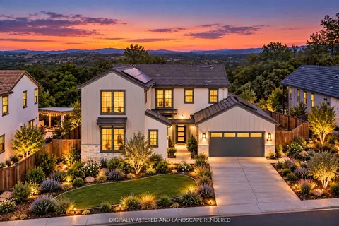 451 Canyon Creek Dr, Auburn, CA 95603