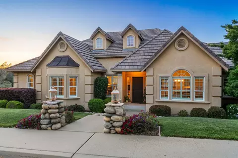 1705 Ridgeview Cir, Auburn, CA 95603