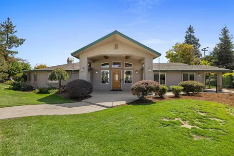 Exterior - 8300 Jantzen Rd, Modesto, CA 95357 photo 2 of 17