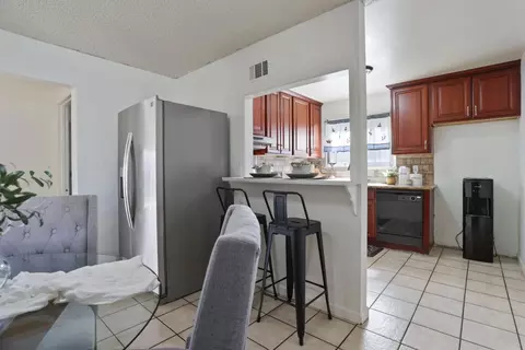 Dining - 308 Eva Ct, Manteca, CA 95336 photo 4 of 4