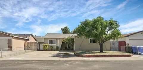 Exterior - 308 Eva Ct, Manteca, CA 95336 photo 3 of 7