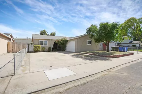 Exterior - 308 Eva Ct, Manteca, CA 95336 photo 2 of 7