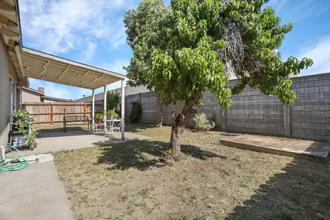Exterior - 308 Eva Ct, Manteca, CA 95336 photo 7 of 7