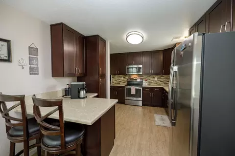 Kitchen - 5433 Nanette Dr, Salida, CA 95368 photo 3 of 4