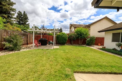 Exterior - 5433 Nanette Dr, Salida, CA 95368 photo 12 of 16