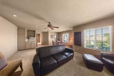 Living - 3204 Humberton Pl, Modesto, CA 95355 photo 2 of 4