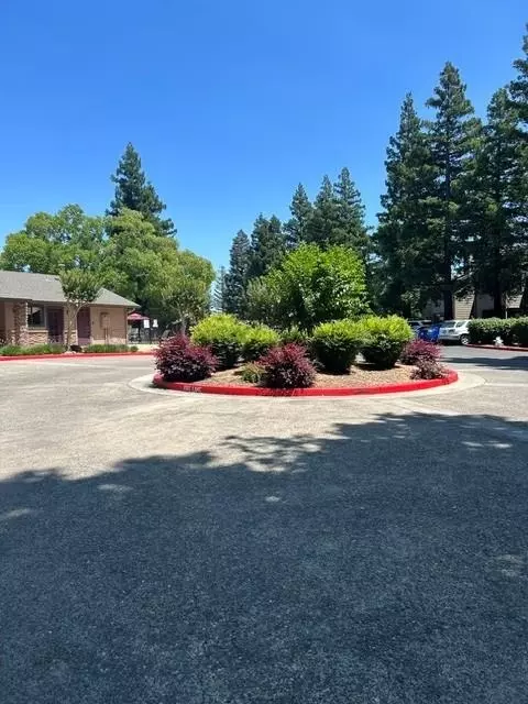 3715 Tallyho Dr #32, Sacramento, CA 95826