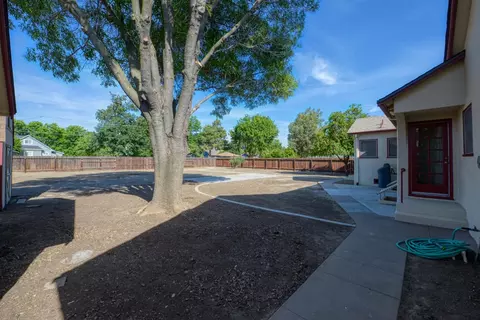 1014 S St, Newman, CA 95360 photo 28
