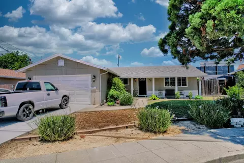 878 Alexander St, Livermore, CA 94550