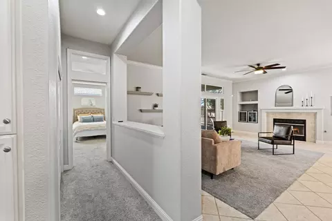 Entry Way - 933 Golden Oak Dr, Lodi, CA 95242 photo 2 of 2