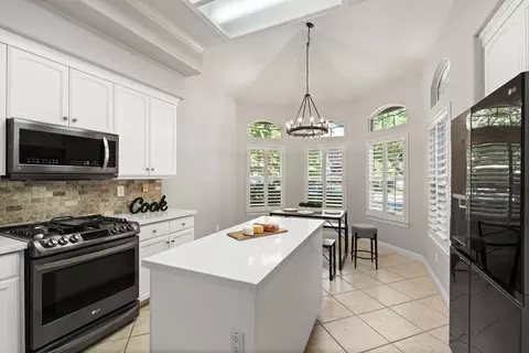 Kitchen - 933 Golden Oak Dr, Lodi, CA 95242 photo 1 of 4