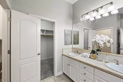 Other - 933 Golden Oak Dr, Lodi, CA 95242 photo 7 of 7
