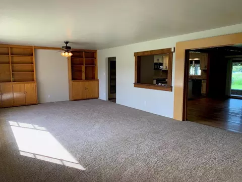 Living - 360 Virginia St, Williams, CA 95987 photo 8 of 10