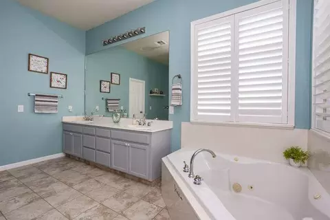 Bath - 3820 Chedworth Ln, Modesto, CA 95355 photo 1 of 2