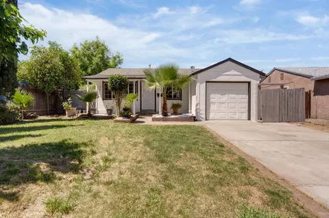 5511 Georgia Dr, North Highlands, CA 95660