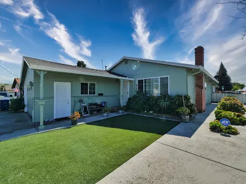 994 Westwood St, Hayward, CA 94544