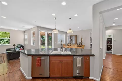 Kitchen - 2700 Espana Ln, Modesto, CA 95355 photo 5 of 5