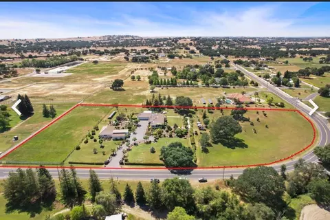 7124 Ospital Rd, Valley Springs, CA 95252