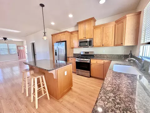 Kitchen - 258 Cottage Cir, Murphys, CA 95247 photo 2 of 6