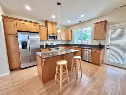 Kitchen - 258 Cottage Cir, Murphys, CA 95247 photo 3 of 6