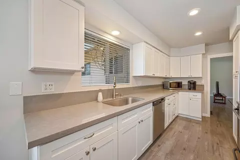 Kitchen - 5508 Whitfield Way, Carmichael, CA 95608 photo 2 of 6