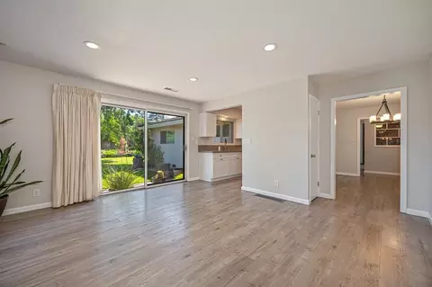 Living - 5508 Whitfield Way, Carmichael, CA 95608 photo 3 of 10