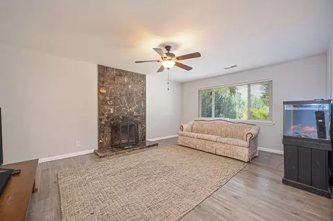 Living - 5508 Whitfield Way, Carmichael, CA 95608 photo 7 of 10