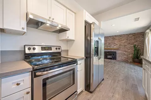 Kitchen - 5508 Whitfield Way, Carmichael, CA 95608 photo 4 of 6