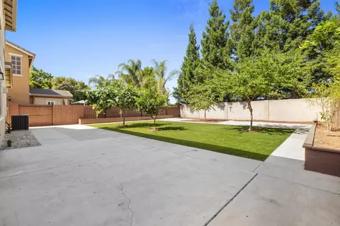 Exterior - 3105 Ripple Ct, Modesto, CA 95355 photo 5 of 7