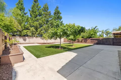 Exterior - 3105 Ripple Ct, Modesto, CA 95355 photo 4 of 7