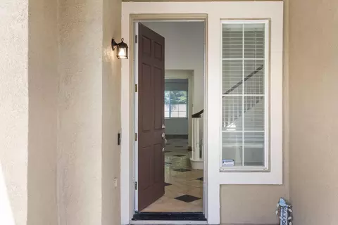 Entry Way - 3105 Ripple Ct, Modesto, CA 95355 photo 1 of 12