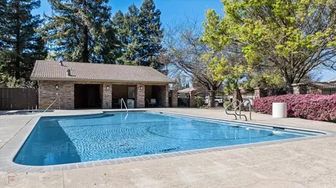 Exterior - 4064 Elmo Loop, Modesto, CA 95356 photo 7 of 10