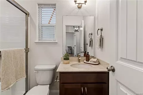 Bath - 242 Montage Dr, Merced, CA 95348 photo 1 of 6