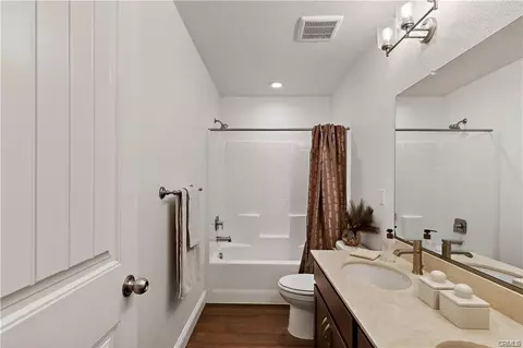 Bath - 242 Montage Dr, Merced, CA 95348 photo 5 of 6