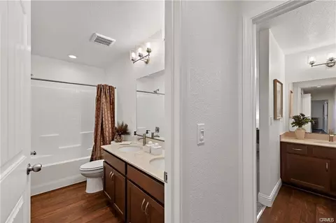 Entry Way - 242 Montage Dr, Merced, CA 95348 photo 4 of 5