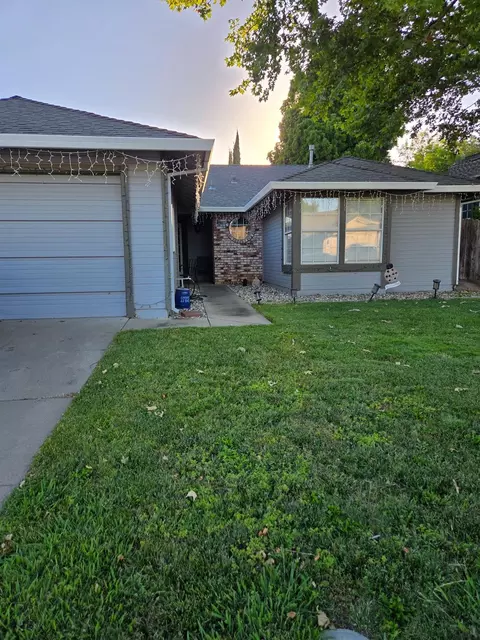 8012 Marsannay Way, Sacramento, CA 95829