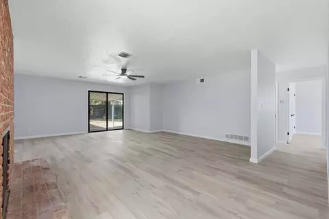 Living - 1434 Fordham Ave, Modesto, CA 95350 photo 1 of 3