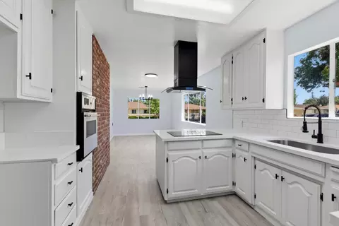 Kitchen - 1434 Fordham Ave, Modesto, CA 95350 photo 3 of 5