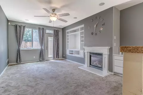 Living - 188 Thomsen Rd, Lathrop, CA 95330 photo 4 of 6