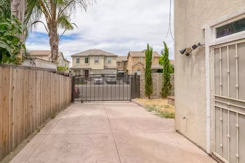 Exterior - 188 Thomsen Rd, Lathrop, CA 95330 photo 5 of 5