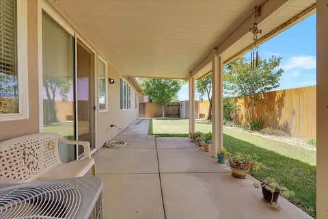 Exterior - 1729 Hicks Ave, Olivehurst, CA 95961 photo 2 of 4
