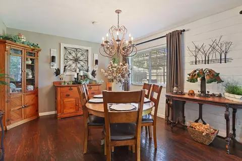 Dining - 747 Foxfire Dr, Manteca, CA 95337 photo 2 of 2