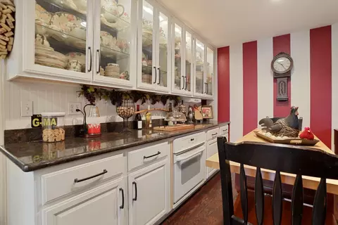 Kitchen - 747 Foxfire Dr, Manteca, CA 95337 photo 8 of 9
