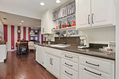 Kitchen - 747 Foxfire Dr, Manteca, CA 95337 photo 2 of 9