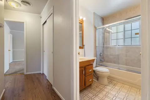 Entry Way - 253 E Canterbury Dr, Stockton, CA 95207 photo 3 of 3