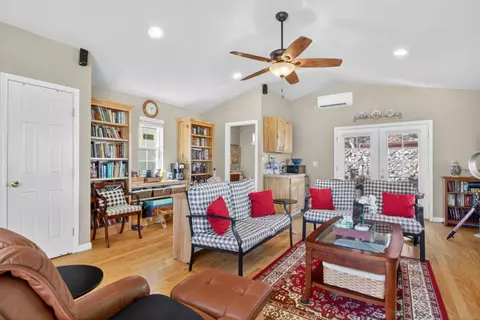 Living - 4856 Kiva Dr, Copperopolis, CA 95228 photo 3 of 3