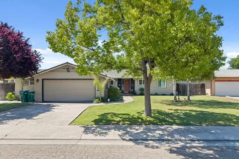 302 El Campo Ave, Stockton, CA 95207