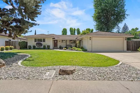 978 Greenhurst Way, Sacramento, CA 95831