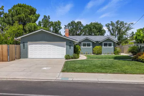 2413 Edgebrook Dr, Modesto, CA 95354 photo 2